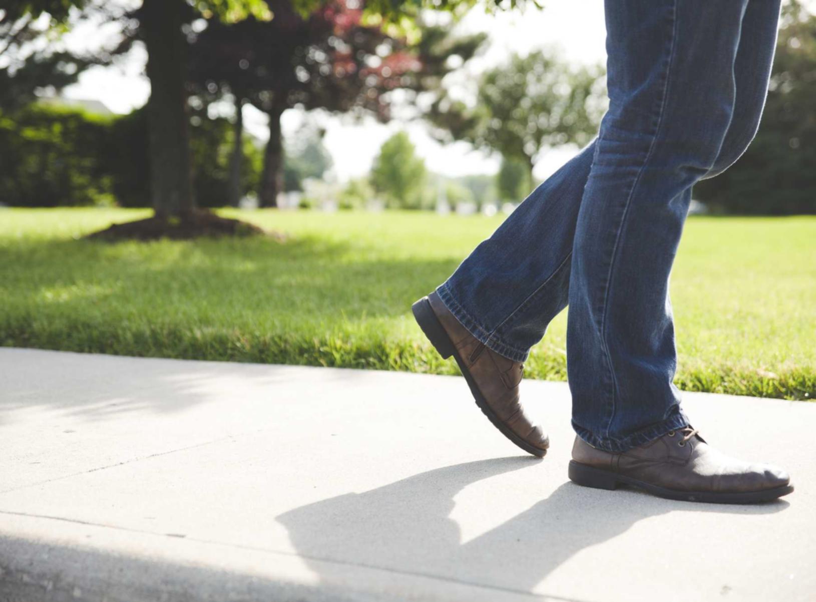 如何在企业营销中通过线上社群提高产品销量？